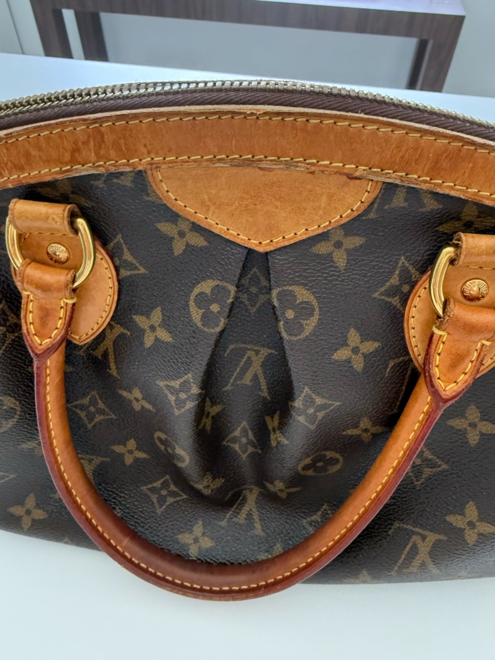 ✨ Louis Vuitton Tivoli PM Monogram Handbag ✨ - Picture 6 of 14
